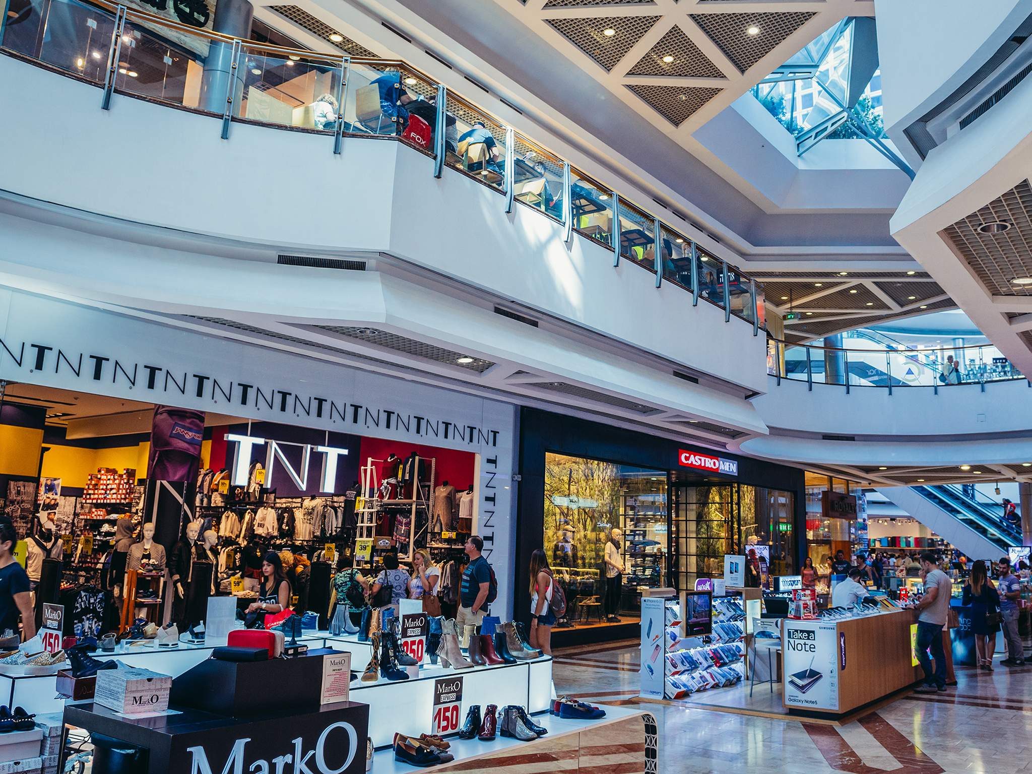 The most popular Tel Aviv shopping areas, markets and malls