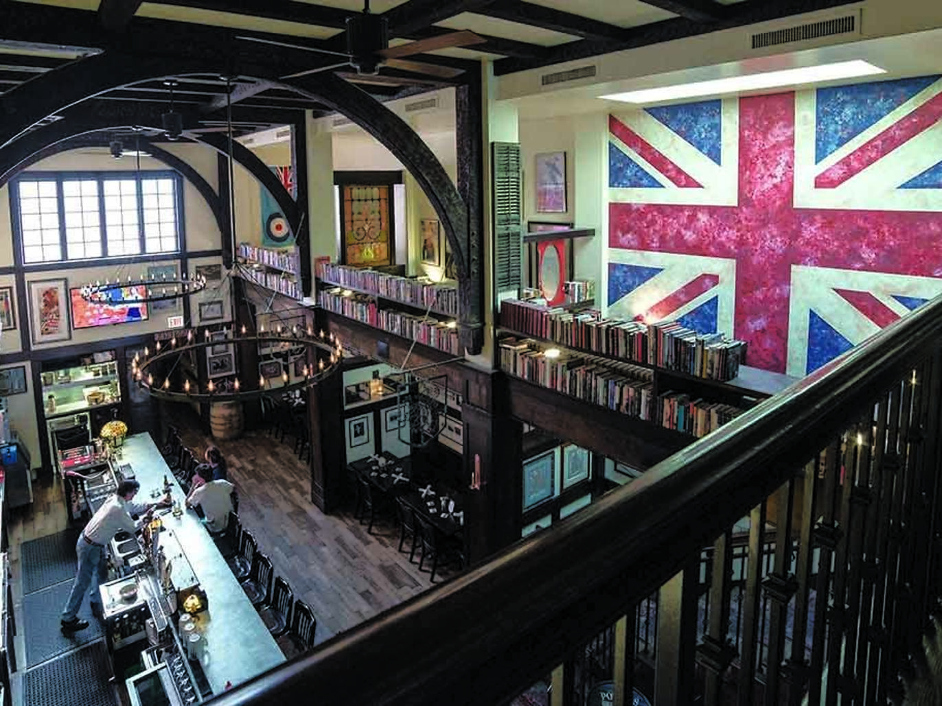 17 Best Lincoln Park Bars to Check Out Tonight