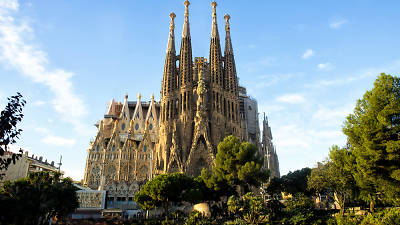 Basílica de la Sagrada Família | Attractions in Sagrada Família, Barcelona