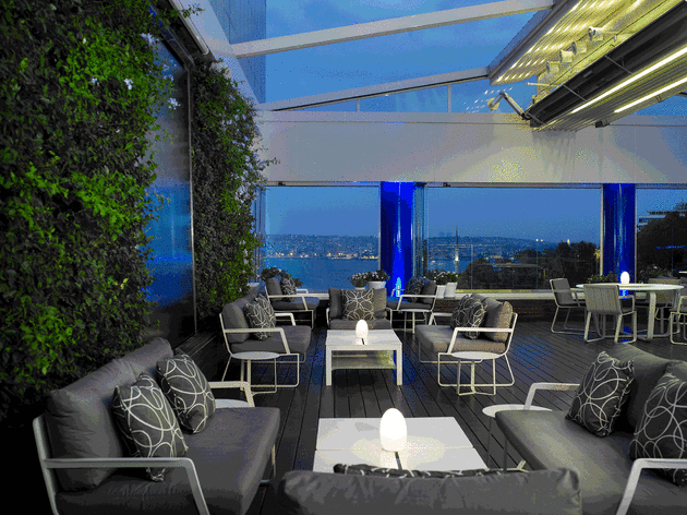 Bleu Lounge Bleu Lounge