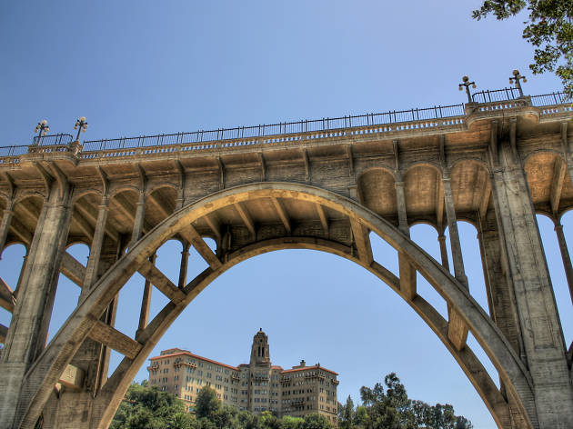 Pasadena’s “Suicide Bridge” Pasadena’s “Suicide Bridge”