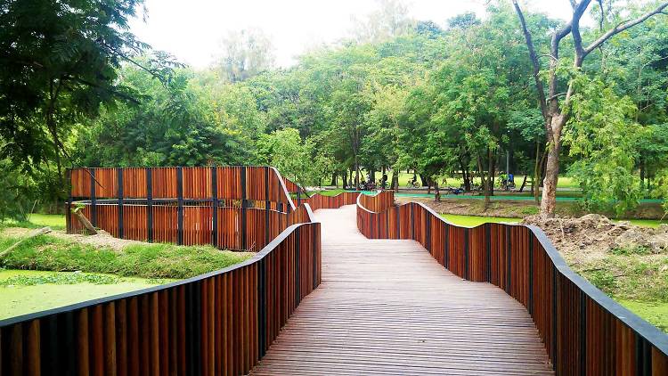 Bird Wave Bridge at the Queen Sirikit Park 