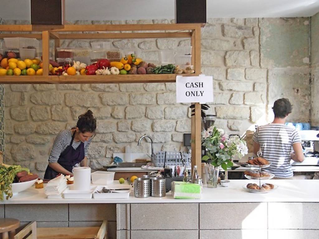 18 Best Vegan and Vegetarian Restaurants in Paris Right Now