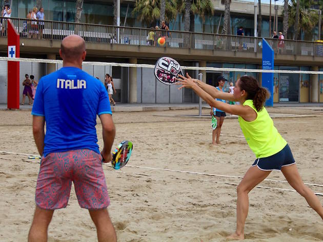 Beach Tennis En Barcelona