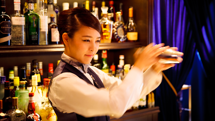 Bar Sherlock: Ayumi Mizota