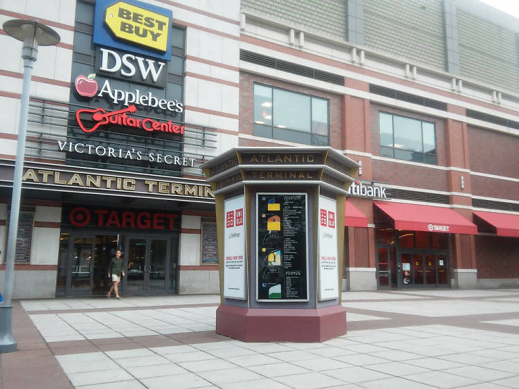 Shopping center to include DSW