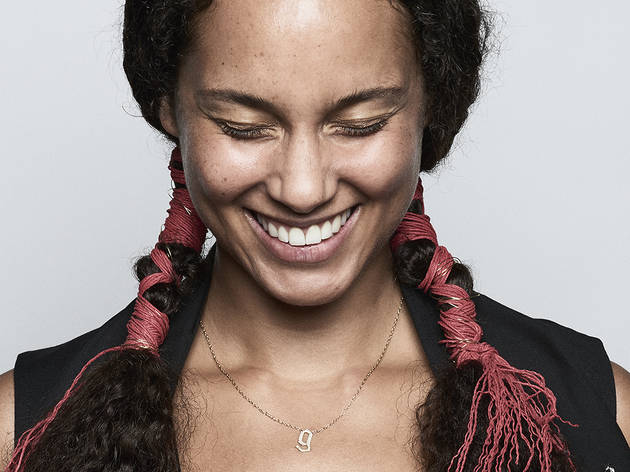 Alicia Keys will play a surprise set at tomorrow's Roots Picnic! Alicia Keys will play a surprise set at tomorrow's Roots Picnic!