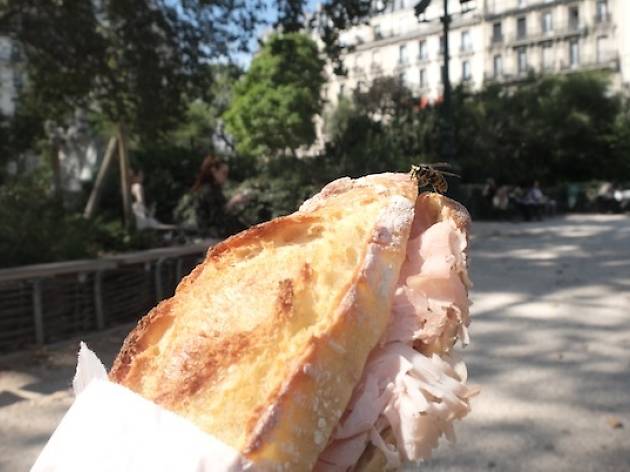 Et le meilleur jambon-beurre de Paris est : Et le meilleur jambon-beurre de Paris est :