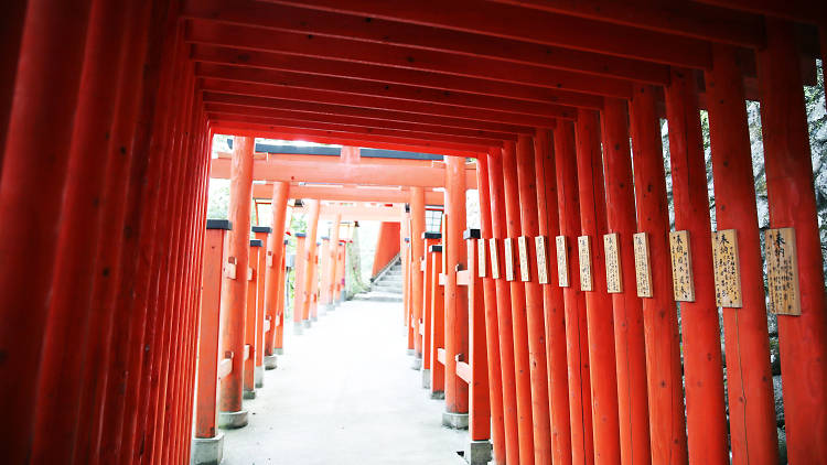 太鼓谷稲成神社