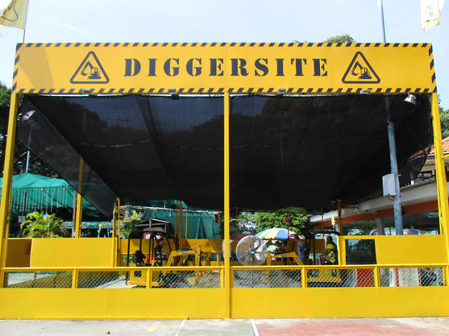 singapore travel warning to Diggersite  Parade, in Kids Singapore  Marine