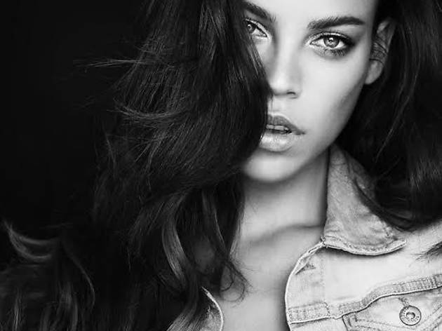 Eva Shaw Eva Shaw