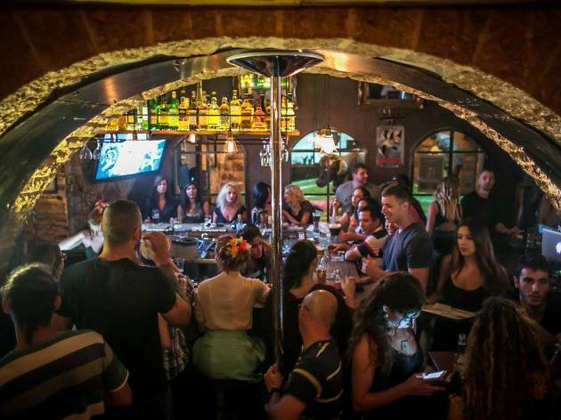 Vie Nocturne à Jérusalem : les meilleurs bars et clubs Vie Nocturne à Jérusalem : les meilleurs bars et clubs
