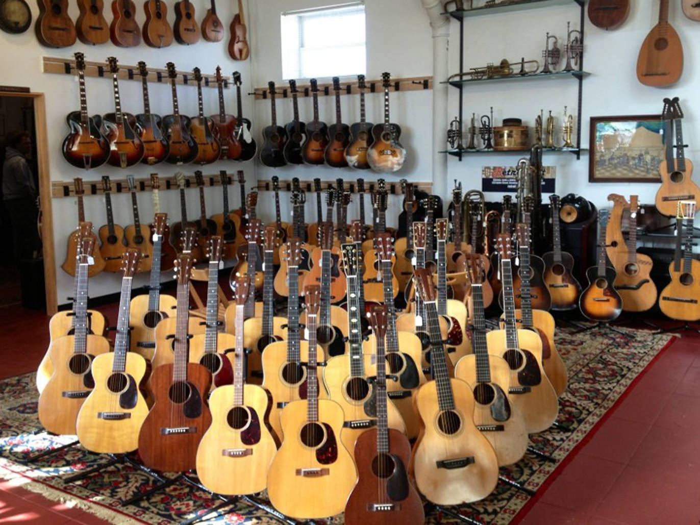 musical instruments stores in new york city