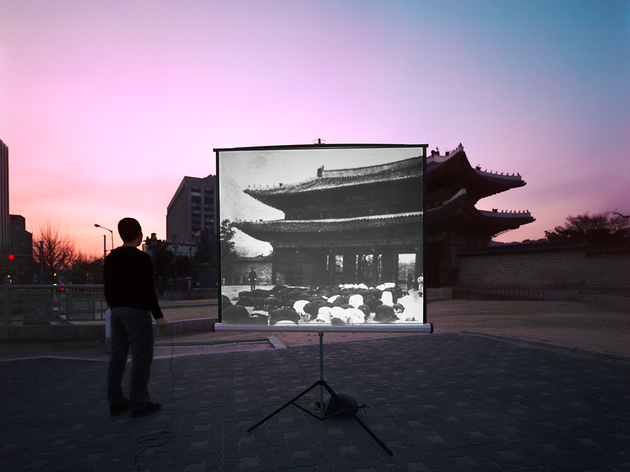 historic present010,160x127(cm), pigment print, 2009