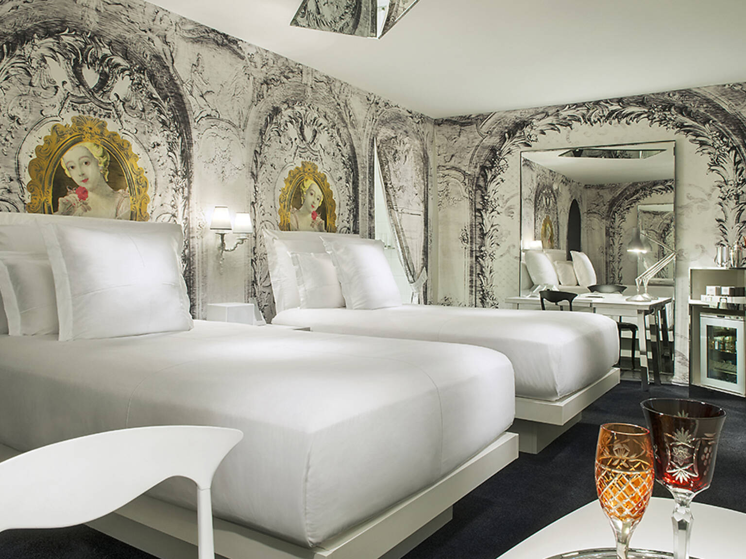 staying at every las vegas hotel