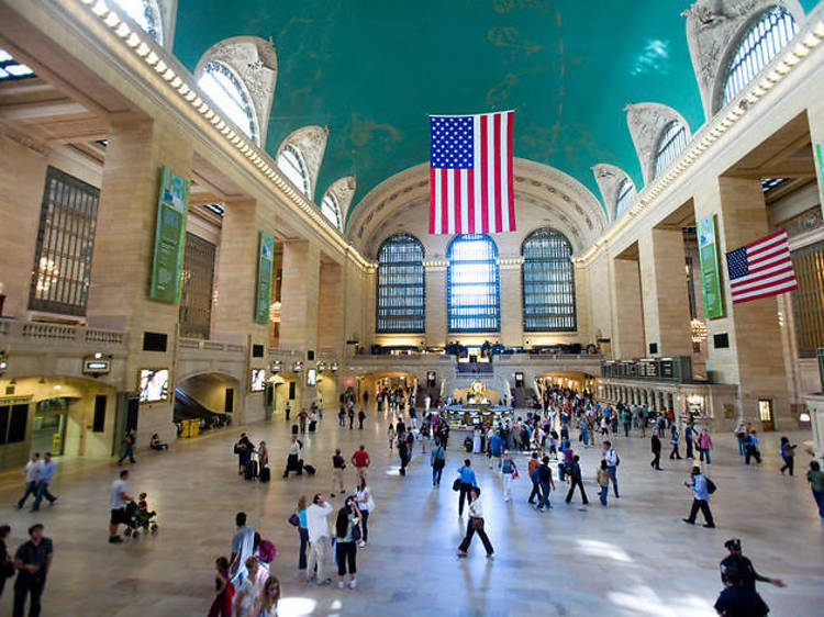 Grand Central Terminal guide including shopping, dining and bars