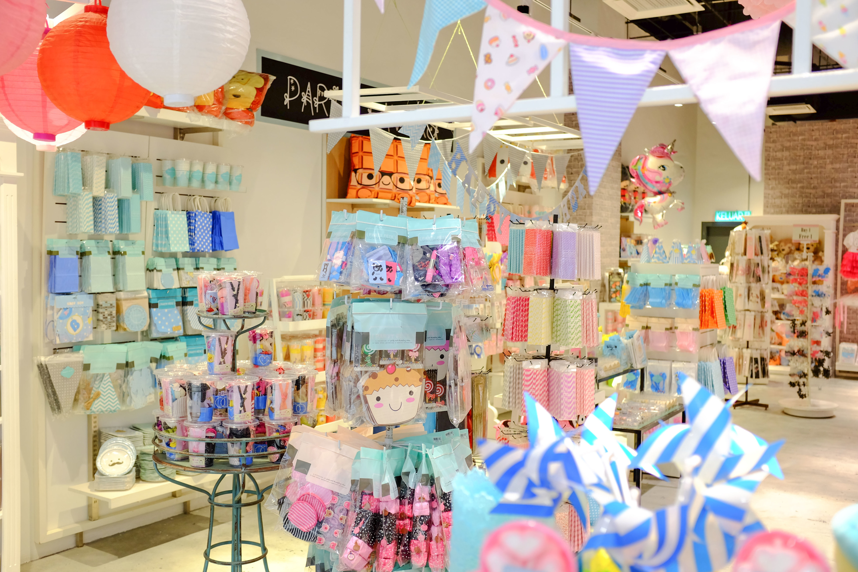 KL s Best party Supply Stores 