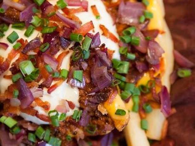 Hong Kong's best loaded fries – Shake 'Em Buns Hong Kong's best loaded fries – Shake 'Em Buns