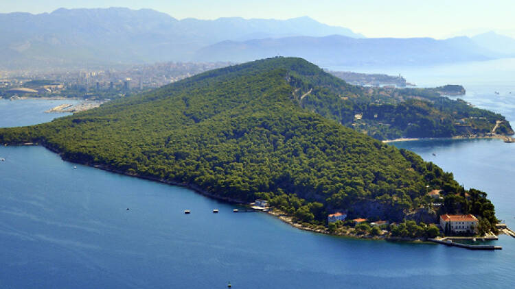 Climb to Marjan viewpoint