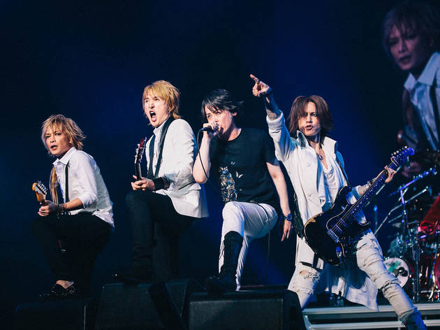 See photos of Yoshiki jamming with Gene Simmons at Japan's giant music festival See photos of Yoshiki jamming with Gene Simmons at Japan's giant