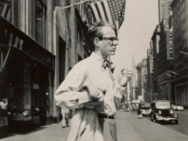 Adman Warhol Before Pop 2017 Art Gallery of New South Wales supplied photograph by Philip Pearlstein Andy Warhol in New York City c1949 (c) Smithsonian Institution