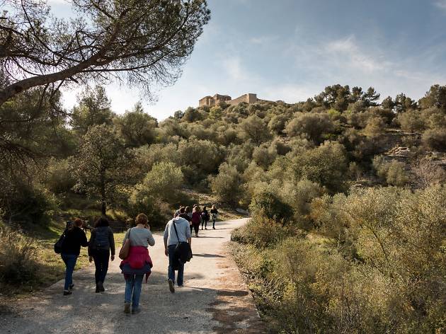 Passeig al Castell de Claramunt Passeig al Castell de Claramunt