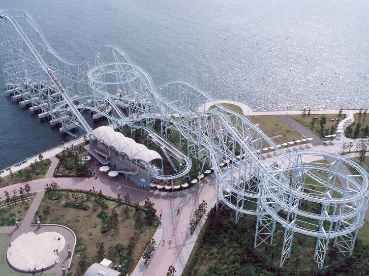 Ride Japan’s most famous roller coasters online