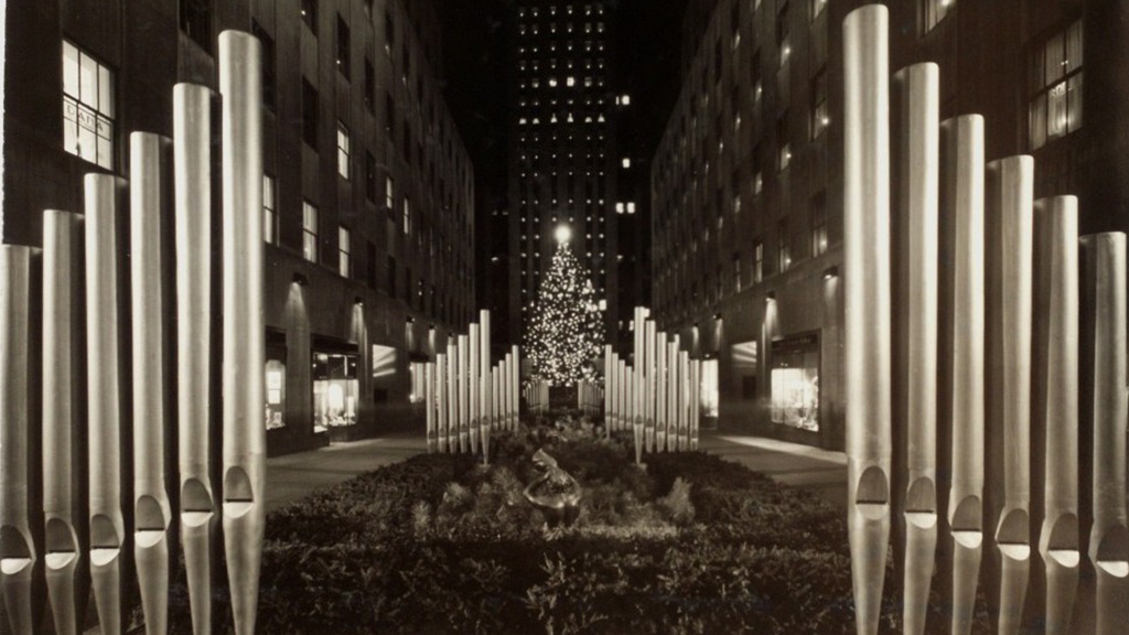 Photos of the Rockefeller Center Christmas Tree through the years