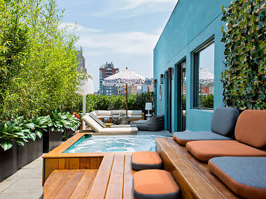 These NYC hotels have hot tubs in rooms and on roofs These NYC hotels have hot tubs in rooms and on roofs