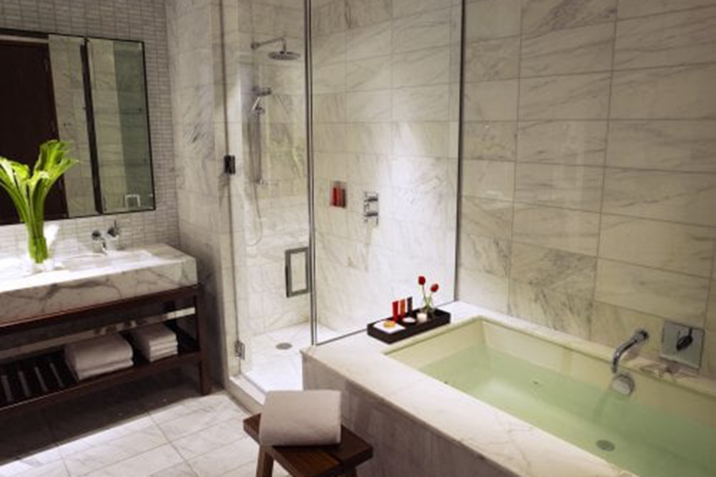 5 Star Hotel Bathroom Design 10 Best NYC Hotels With Jacuzzis In Room For a Relaxing Trip