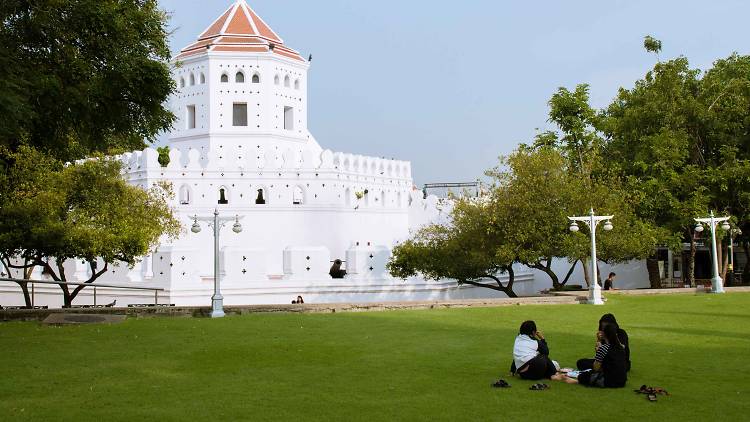 Santi Chai Prakan Public Park