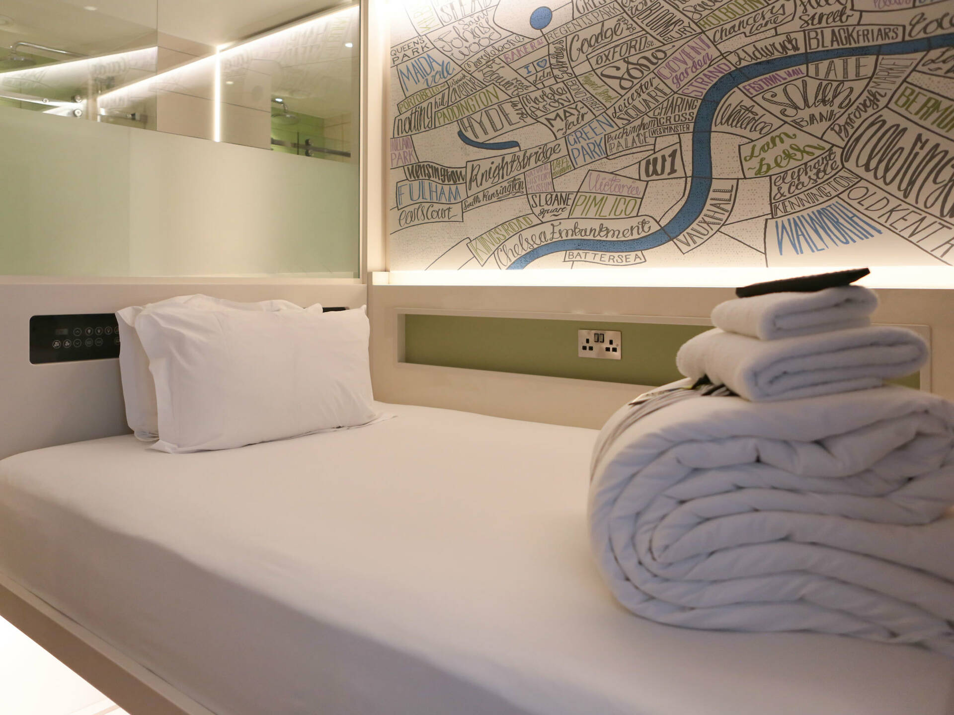 The 16 Best Cheap Hotels In London Affordable Places To Stay In London 