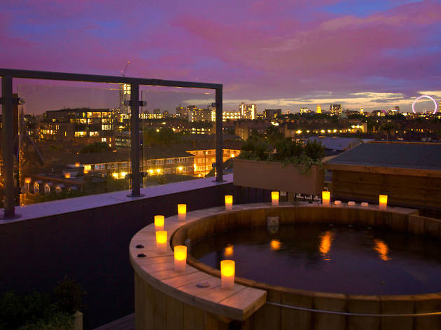 10 Fab Hotels With Jacuzzis And Hot Tubs In London Relax And Unwind In London 