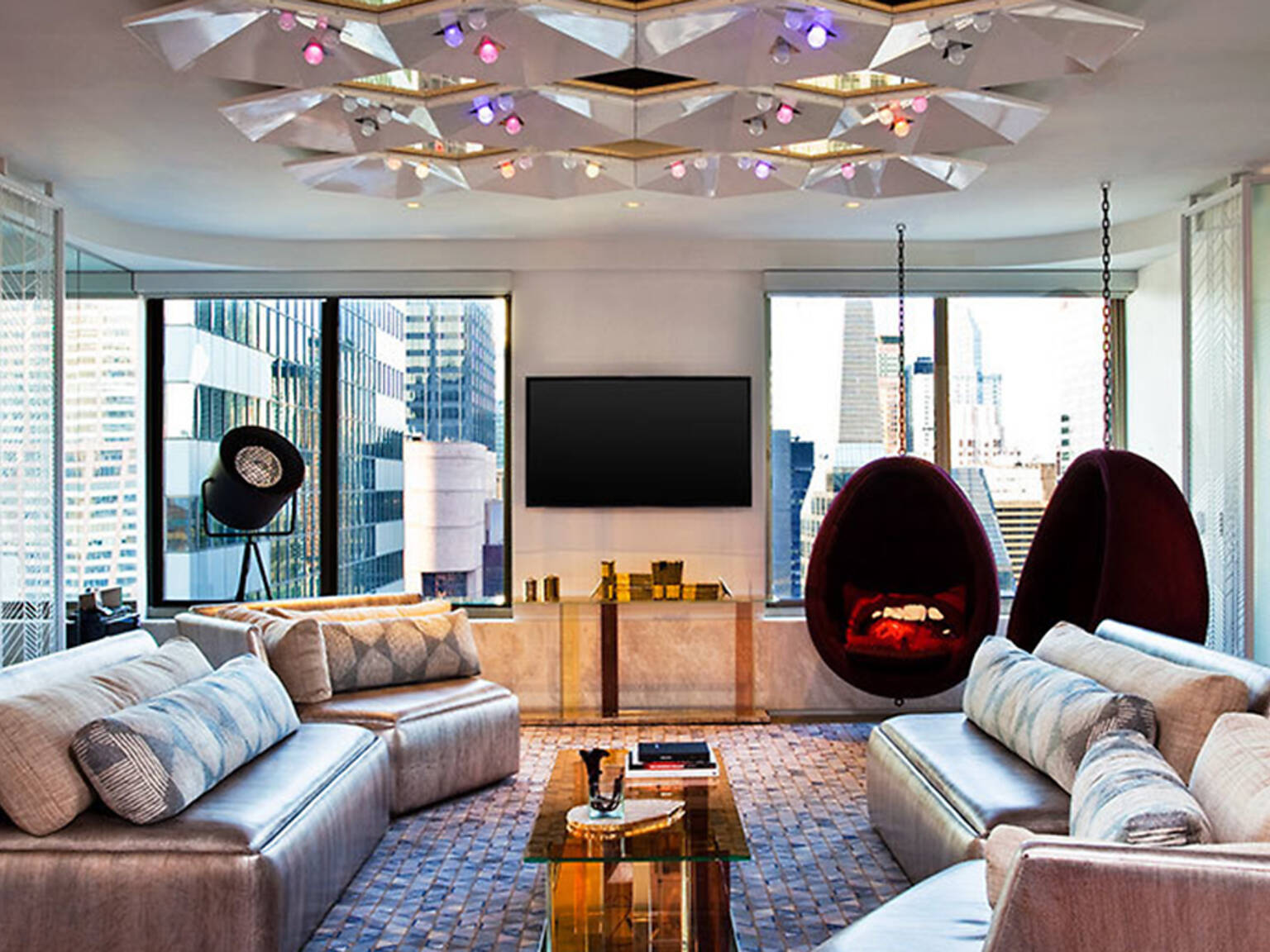 The Best Hotels Near Times Square for 2025