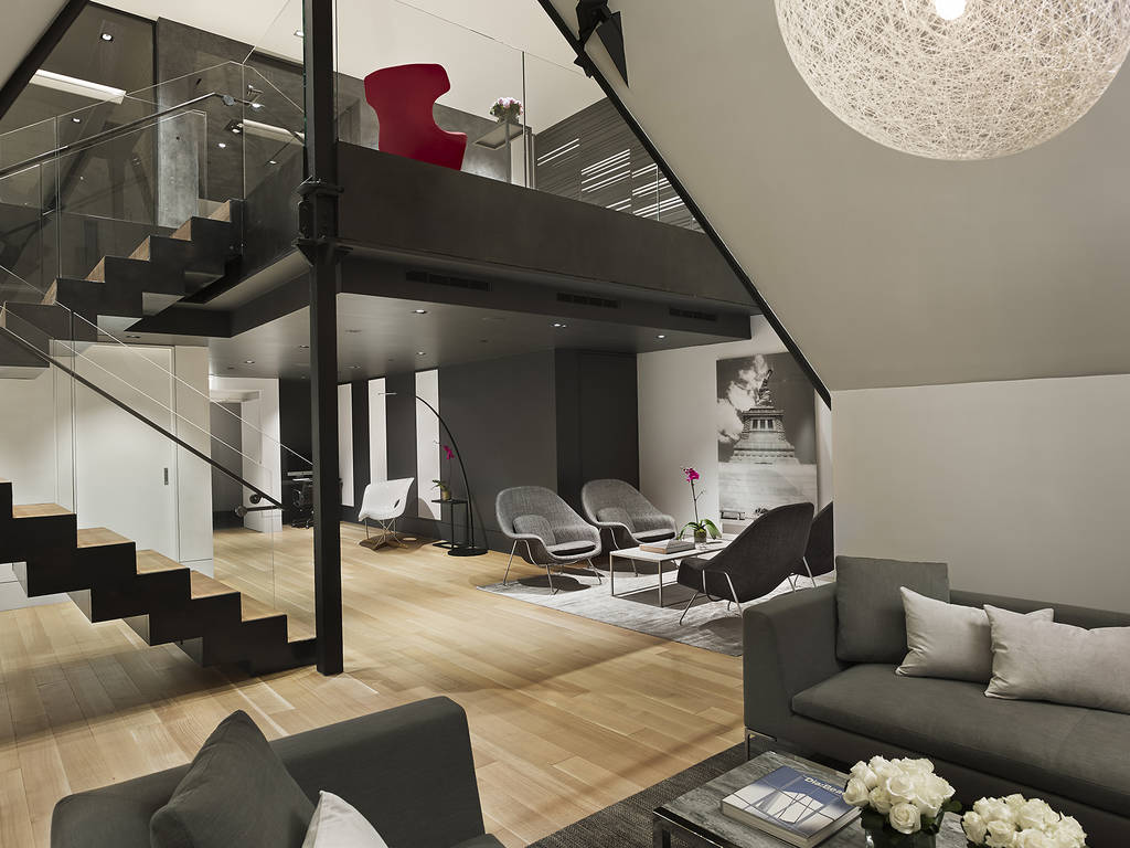 The Best Hotels Near Times Square for 2025