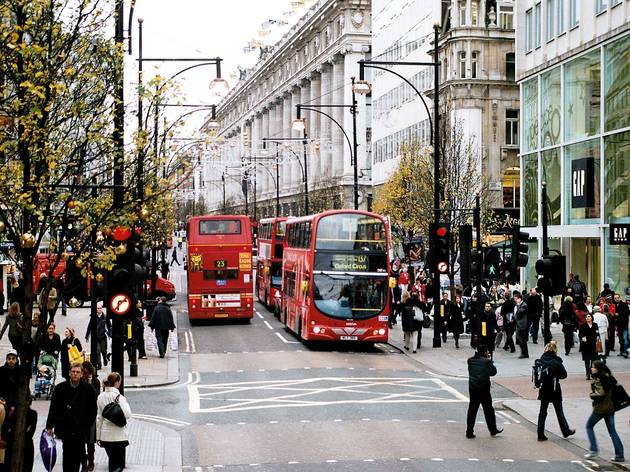 12 things you’ll only know if you’re a Christmas retail temp 12 things you’ll only know if you’re a Christmas retail temp