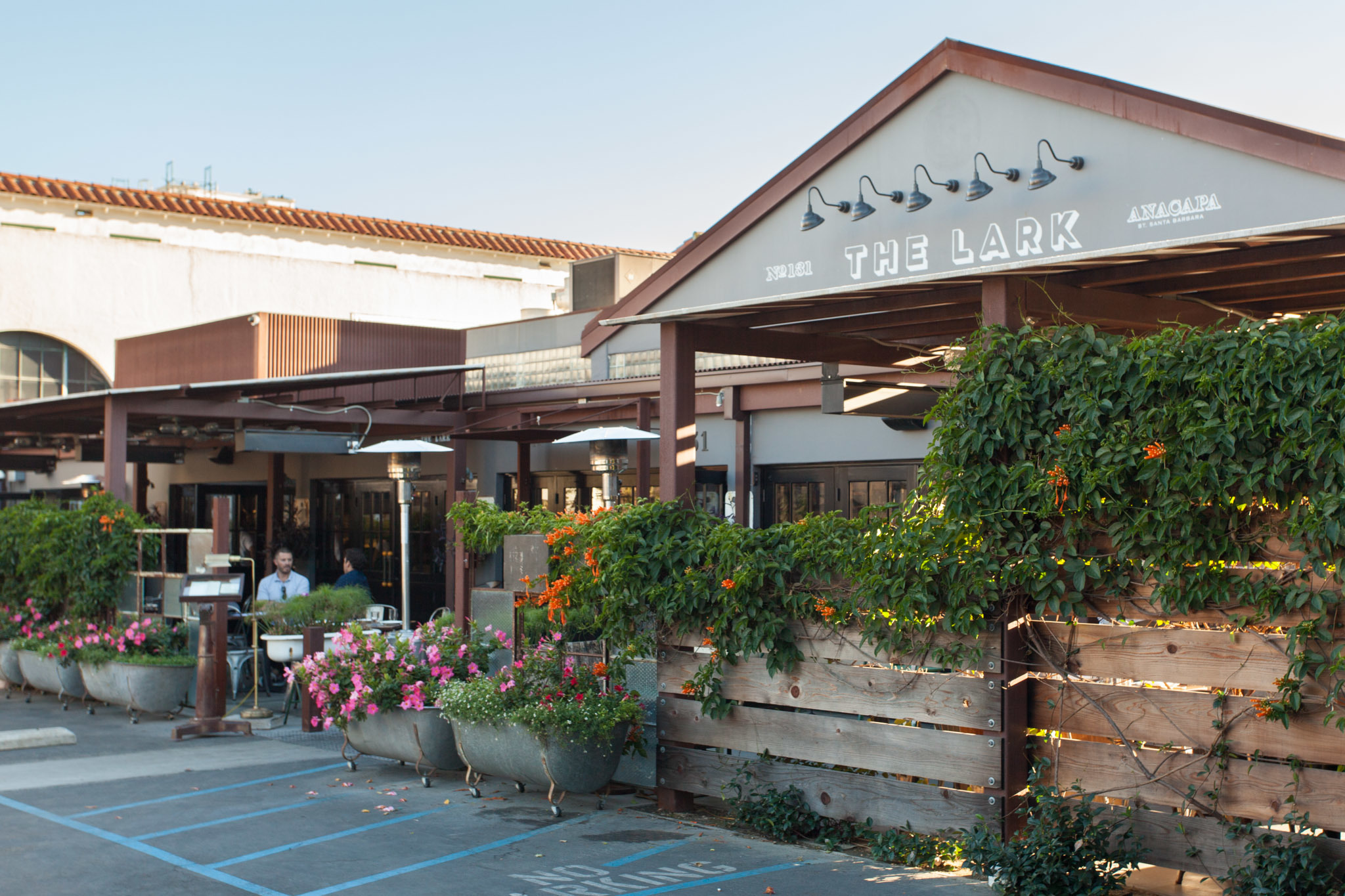 6 Best Santa Barbara Hotels for a Perfect Getaway
