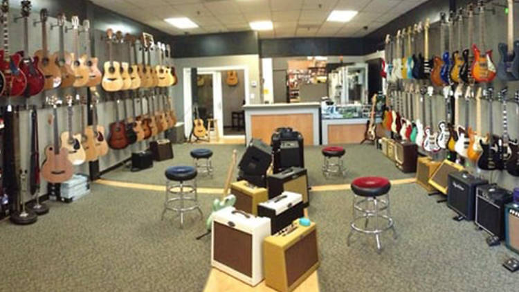 Crossroads Guitar Shop