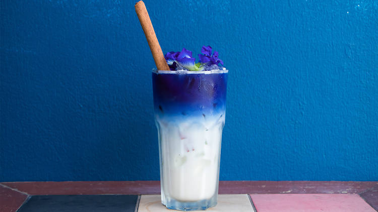 Butterfly pea latte at Blue Whale Maharaj 