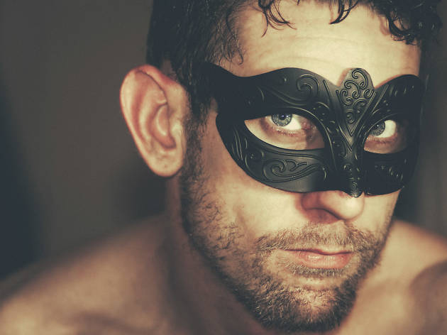 HOMEM MASCARADO HOMEM MASCARADO
