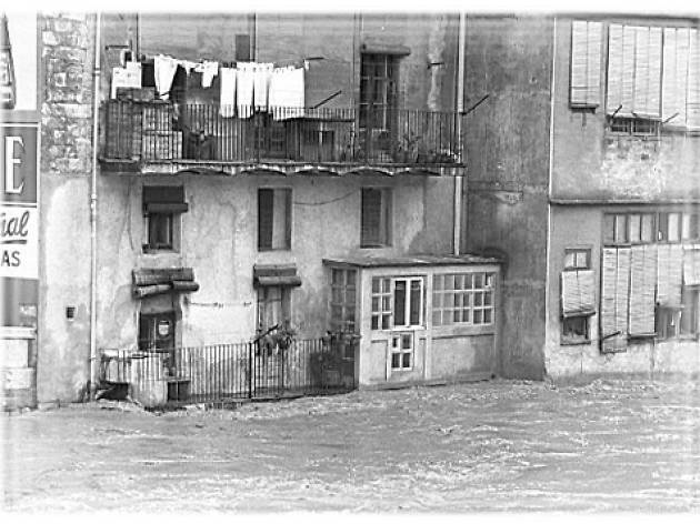 Vista d’una de les cases de l’Onyar, 1965 Vista d’una de les cases de l’Onyar, 1965