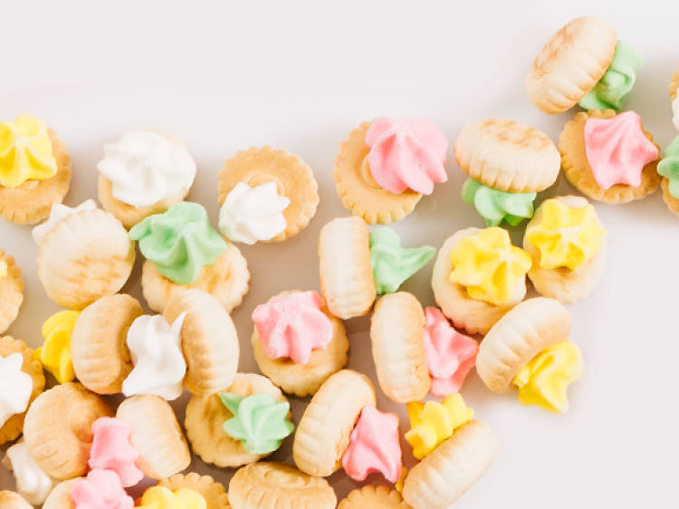 Iced gem biscuits