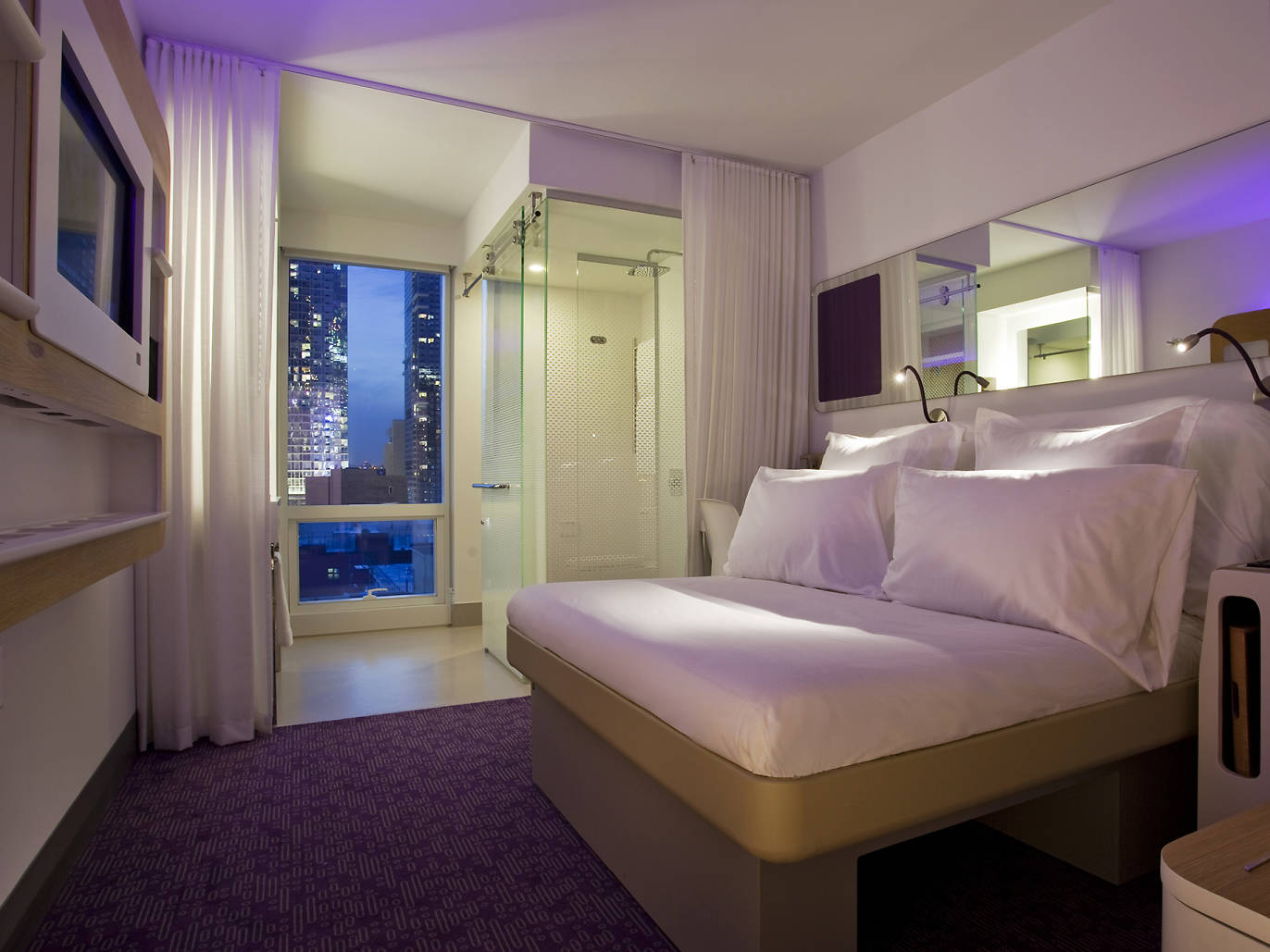 17 Best Hotels With a View in NYC for 2024 | Best Places to Stay in NYC