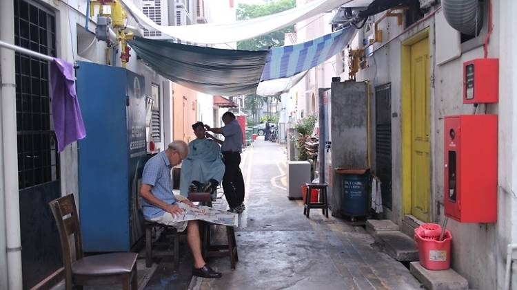 Street Barber Between Telok Ayer and Amoy Streets