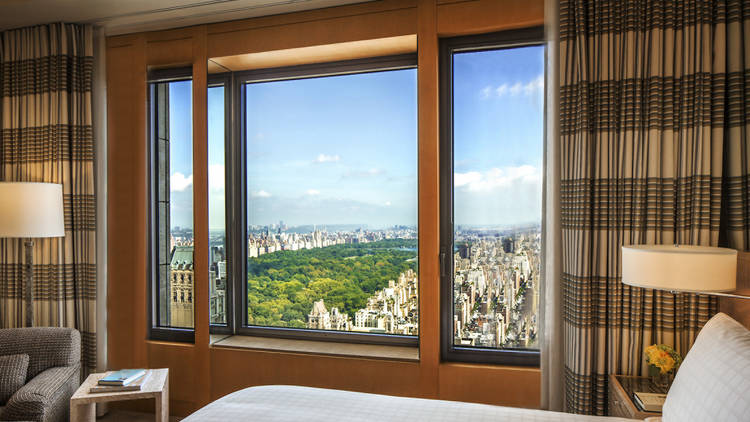 17 Best Hotels With a View in NYC for 2024 | Best Places to Stay in NYC