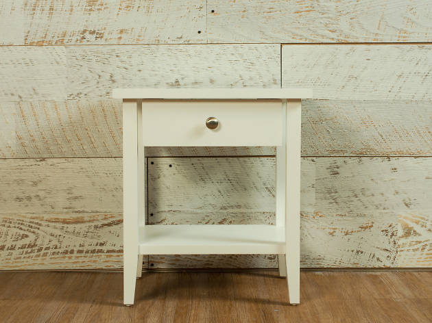 Buró para la habitación de los niños Buró para la habitación de los niños