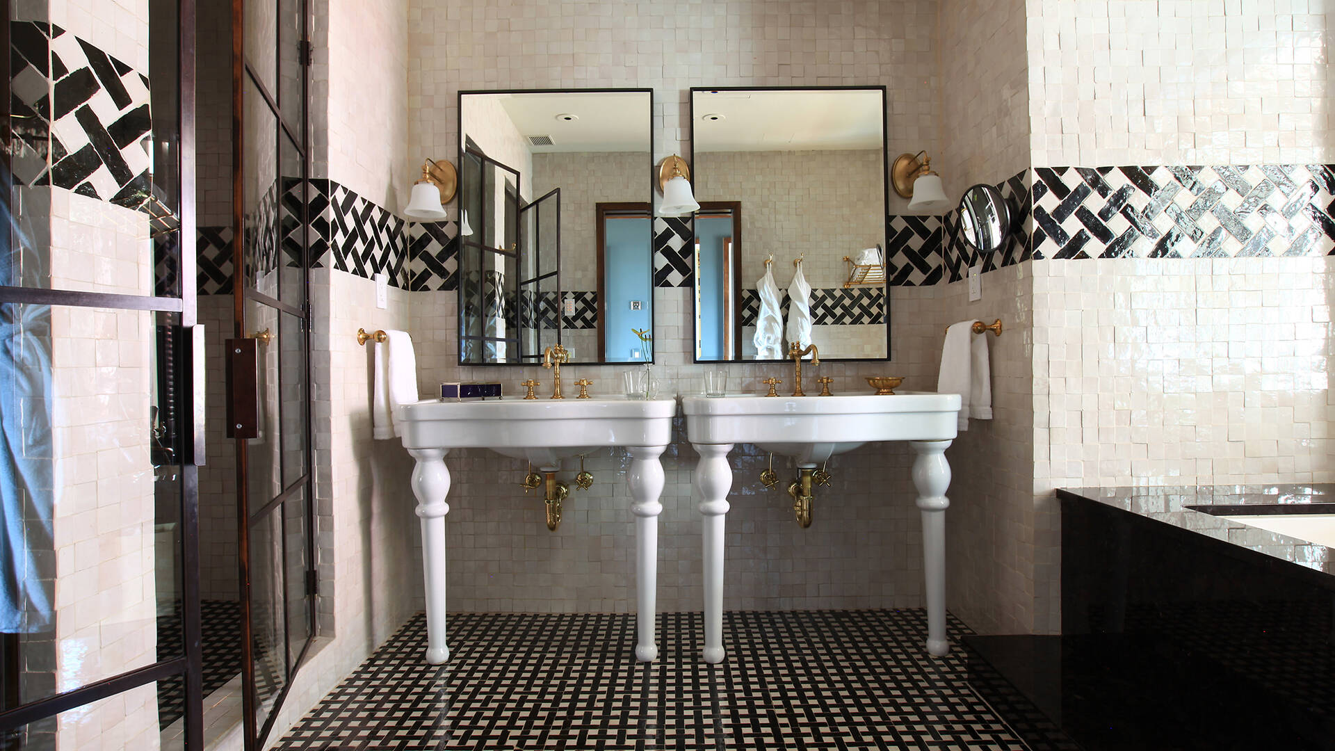 8 Best Hotels in Tribeca | Swanky Manhattan Stays