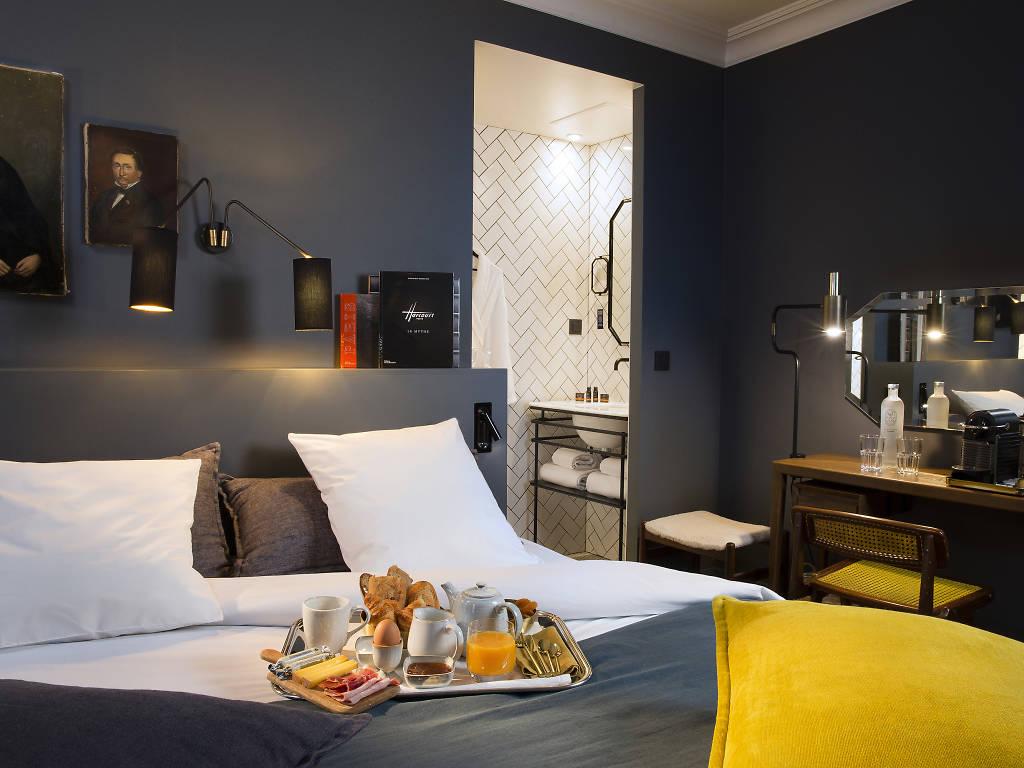 16 Best Cheap Hotels in Paris Enjoy The Capital On A Budget