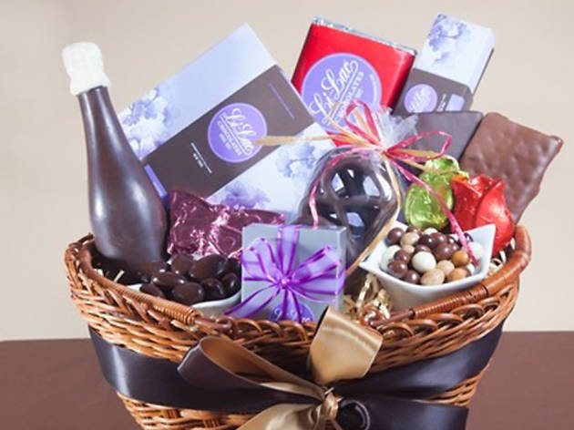 Li-Lac Chocolates Signature Gift Basket Li-Lac Chocolates Signature Gift Basket