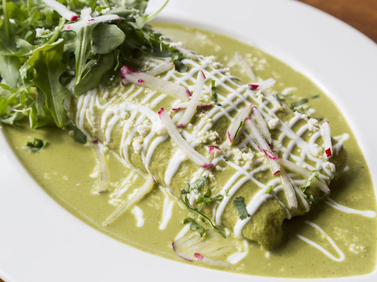 Green chicken tamal at 5 Rabanitos